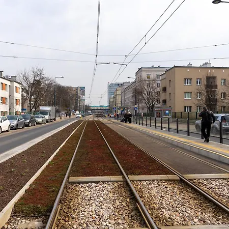 Kolo Malachite By Bookinghost Varsavia