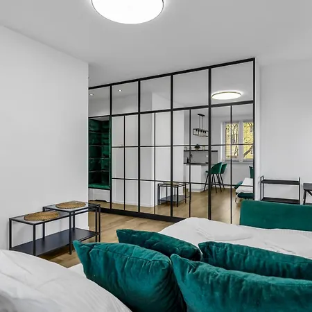 Kolo Malachite Apartment *