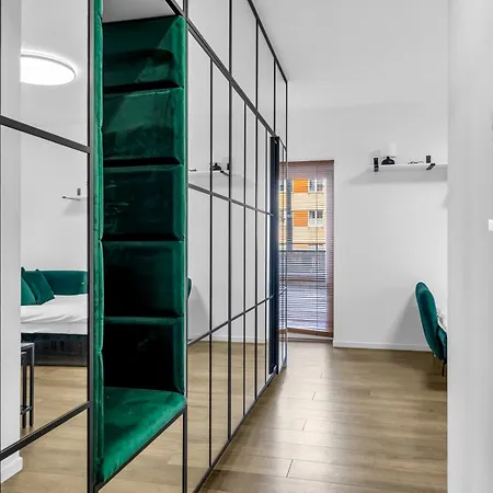 Kolo Malachite Apartment *