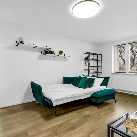 Kolo Malachite By Bookinghost Warsaw